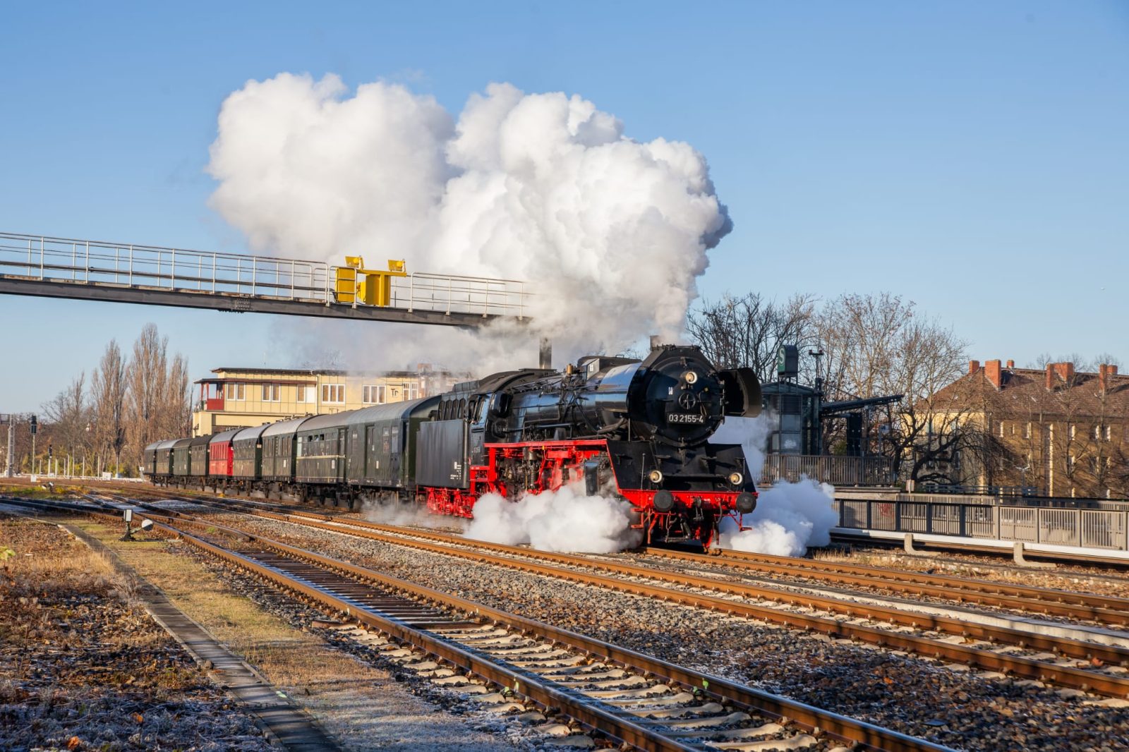 Weihnachtliche Berliner Stadtrundfahrt - Wir dampfen mit dem Nikolaus über die Ringbahn